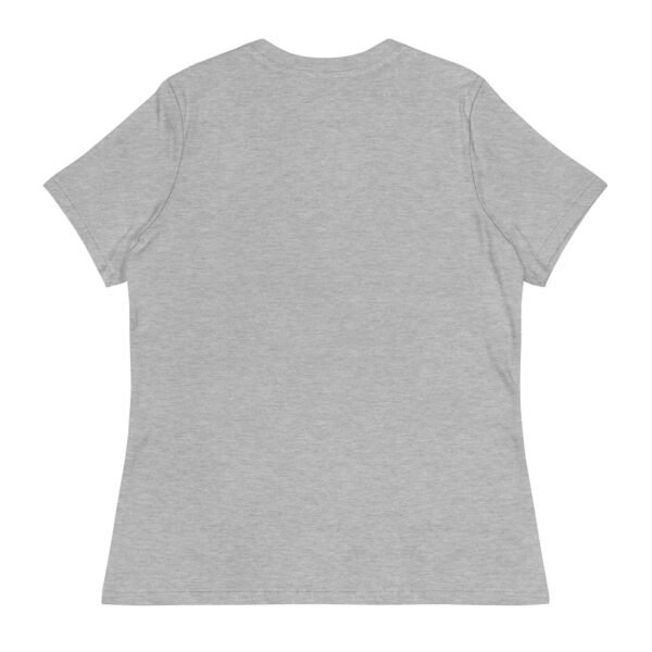 Women's Relaxed T-Shirt (Beautiful Cat with head phone)
