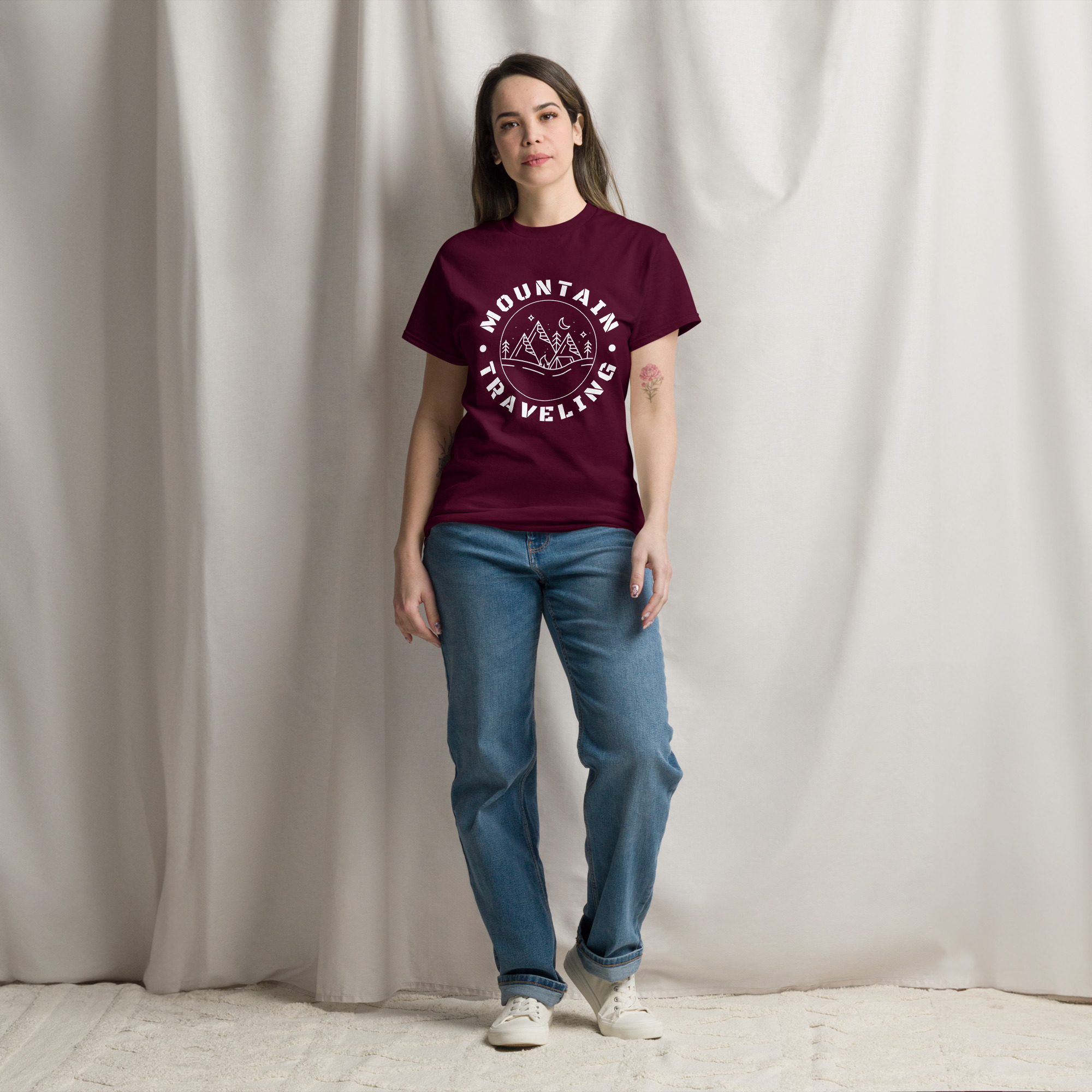 Classic tee (Mountain-Traveling)