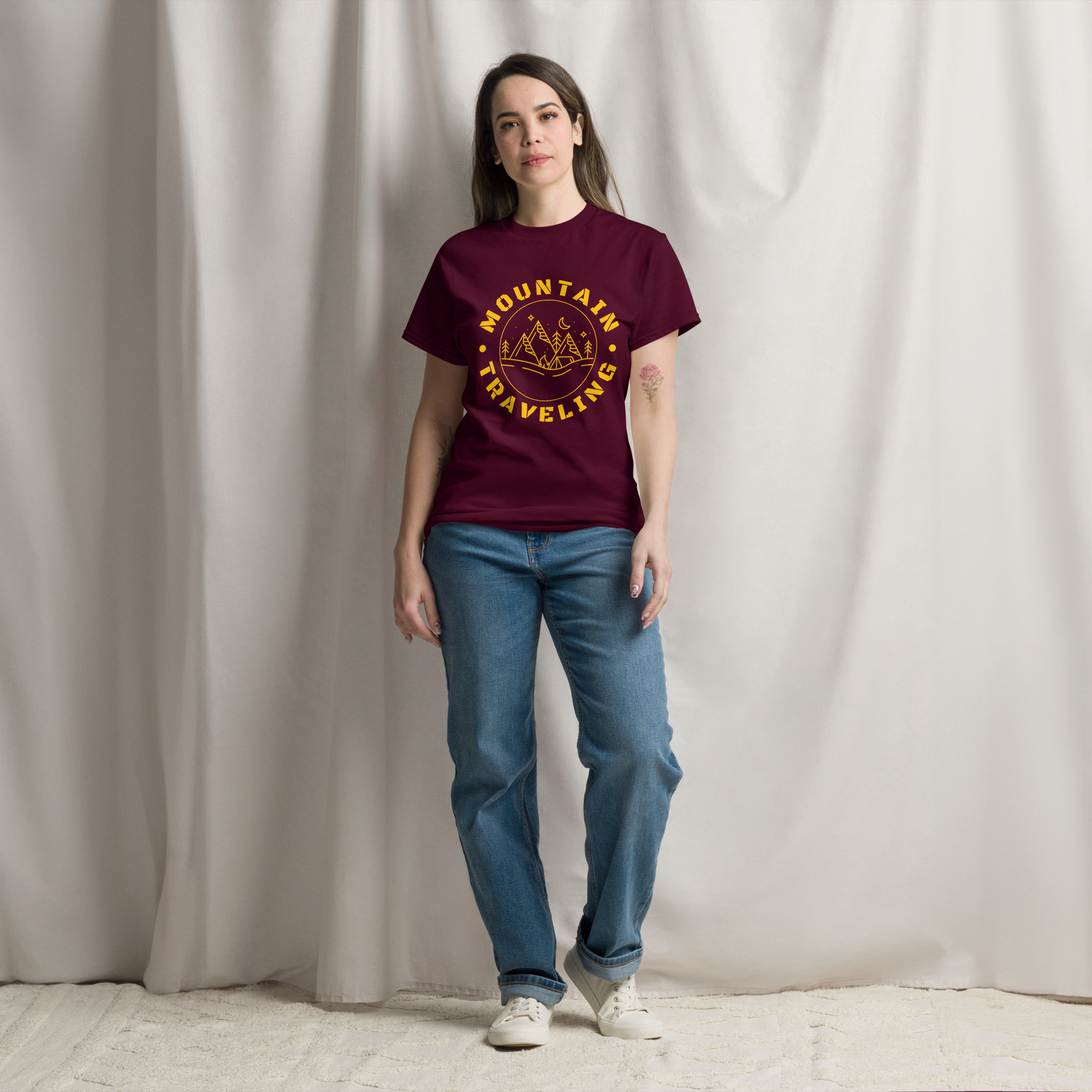 Classic tee (Mountain-Traveling)